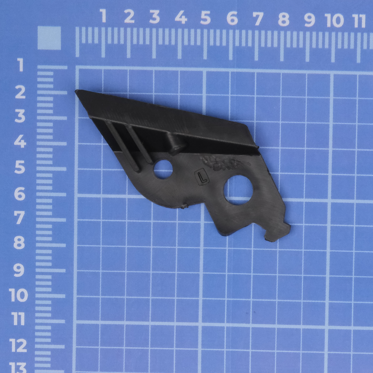 OMNIVALEA Headlight Mounting Bracket Repair Left Renault Megane II 7701064018