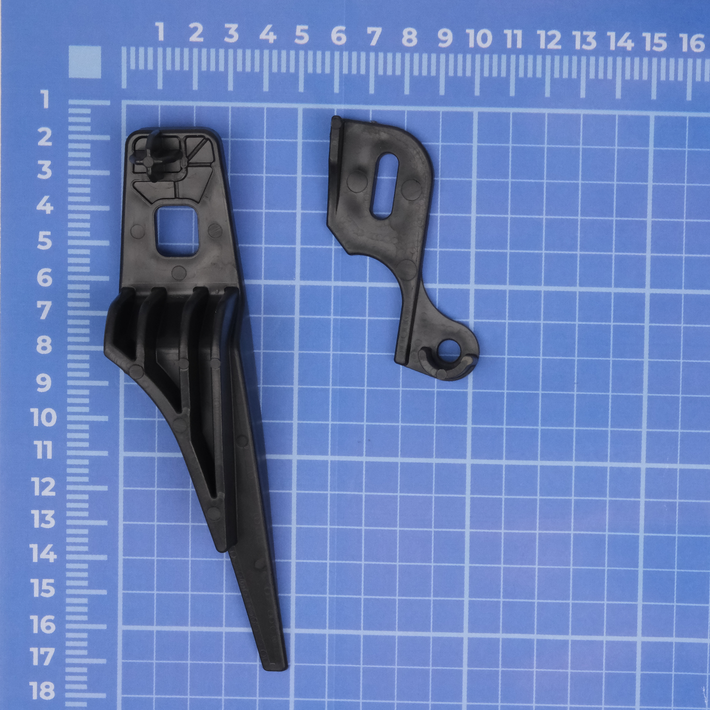 OMNIVALEA Headlight Bracket Repair Kit Left Side OEM 921011J570 Hyundai i20