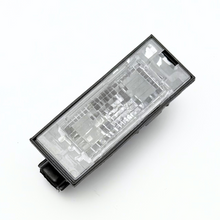 Number Plate Lighting Lamp 8200480127 For Renault Dacia Mercedes Nissan Fiat Opel